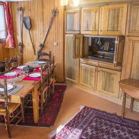 Charming In 1850 Apartment Courchevel